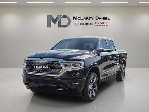 Used 2019 RAM 1500 Limited AWD/4WD image 3
