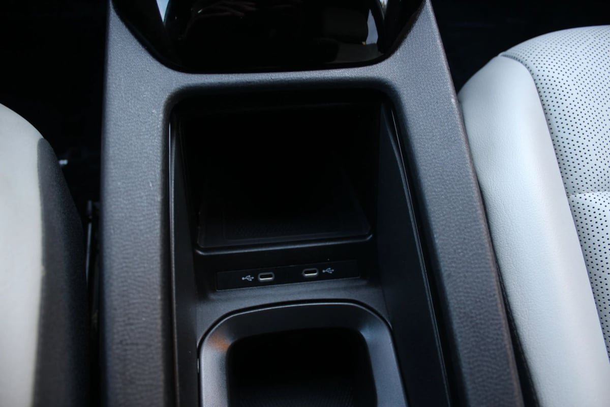 Used 2022 Volkswagen ID.4 Pro S AWD/4WD image 18