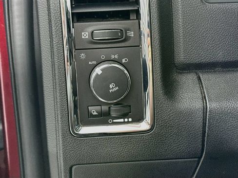 Used 2017 RAM 2500 Laramie AWD/4WD image 11