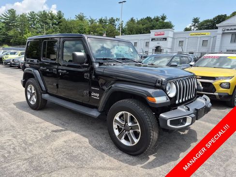 Certified 2019 Jeep Wrangler Unlimited Sahara AWD/4WD image 15