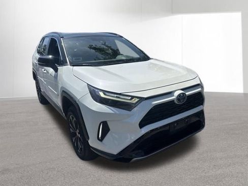 Used 2022 Toyota RAV4 XSE w/ XSE Grade Weather Package AWD/4WD image 7