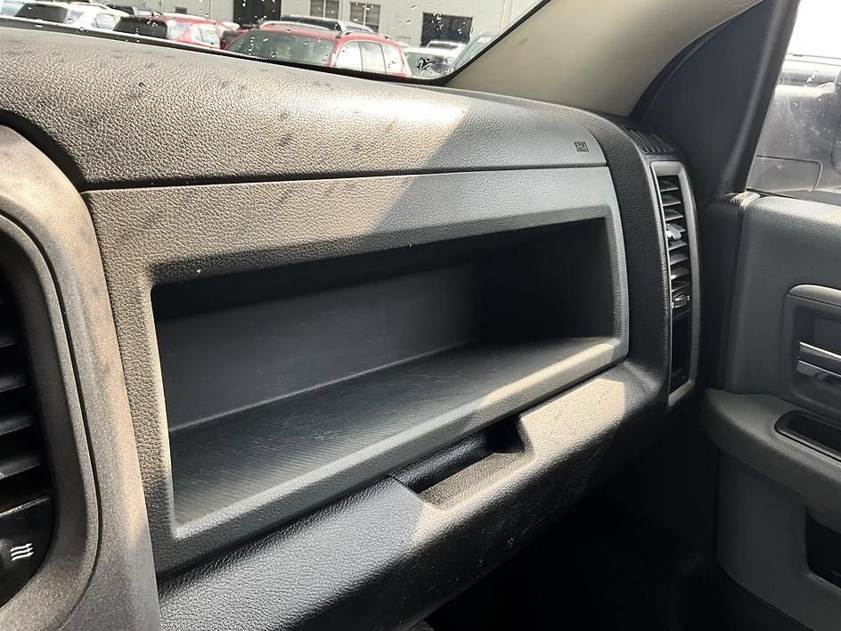 Used 2018 RAM 2500 Tradesman w/ Chrome Appearance Group AWD/4WD image 25