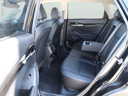 New 2025 Kia Seltos EX image 14
