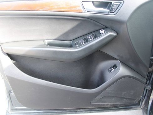 Used 2015 Audi Q5 2.0T Premium AWD/4WD image 11
