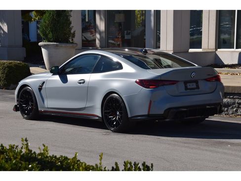 Used 2023 BMW M4 CSL image 6