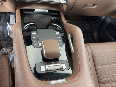 Certified 2024 Mercedes-Benz GLS 450 4MATIC image 35
