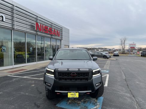 New 2026 Nissan Frontier PRO-4X w/ Tow Package image 4