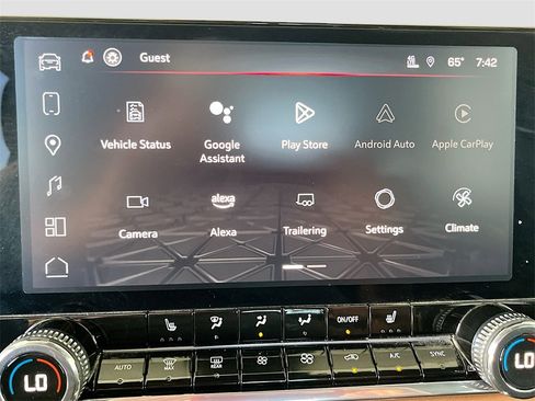 Used 2023 GMC Canyon AT4 image 15