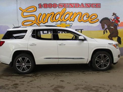 Used 2019 GMC Acadia Denali AWD/4WD image 1