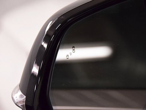 Used 2022 Lincoln Aviator Reserve w/ Equipment Group 201A image 12