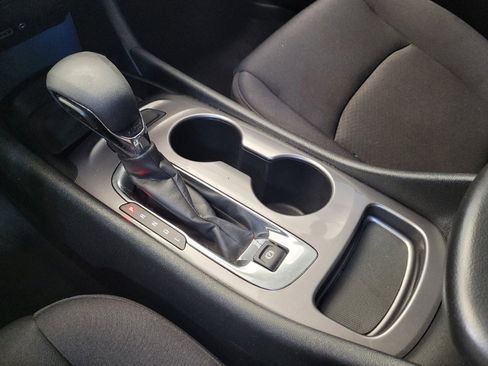 Used 2023 Chevrolet Malibu LS FWD image 26