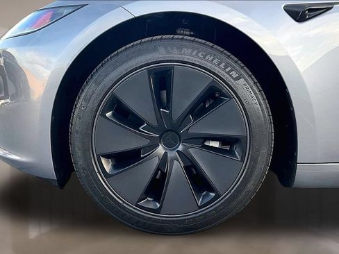 Used 2025 Tesla Model 3 Long Range RWD image 32
