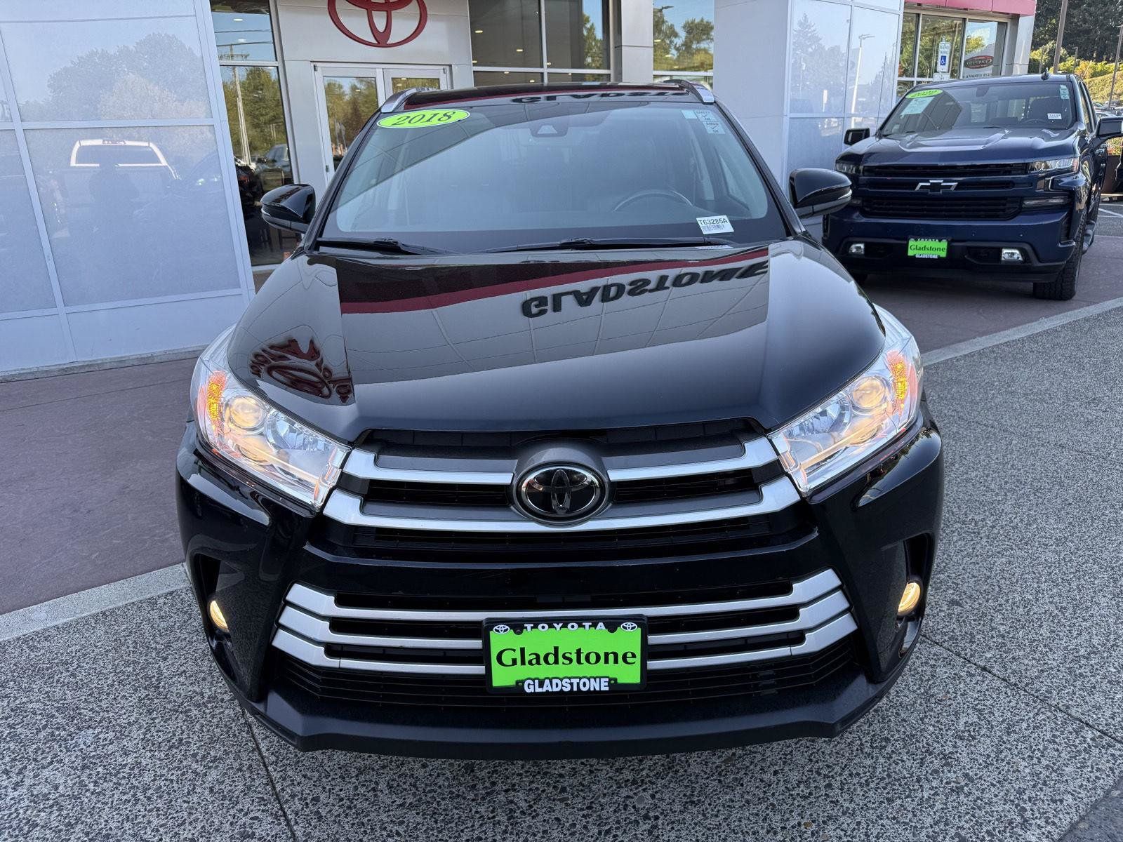 Used 2018 Toyota Highlander XLE AWD/4WD image 9