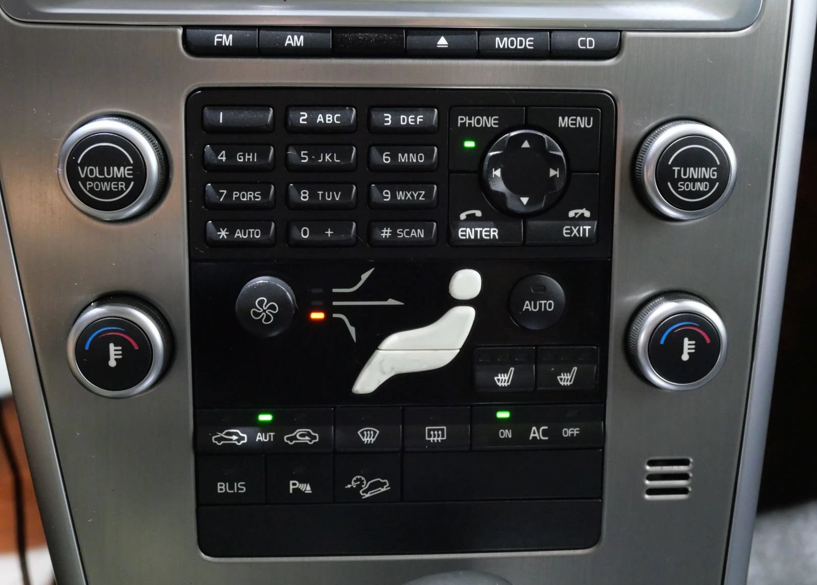 Used 2010 Volvo XC60 T6 AWD/4WD image 20