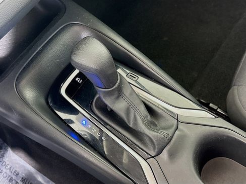 Used 2024 Toyota Corolla LE image 20