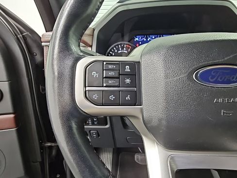 Used 2024 Ford Expedition Limited image 27
