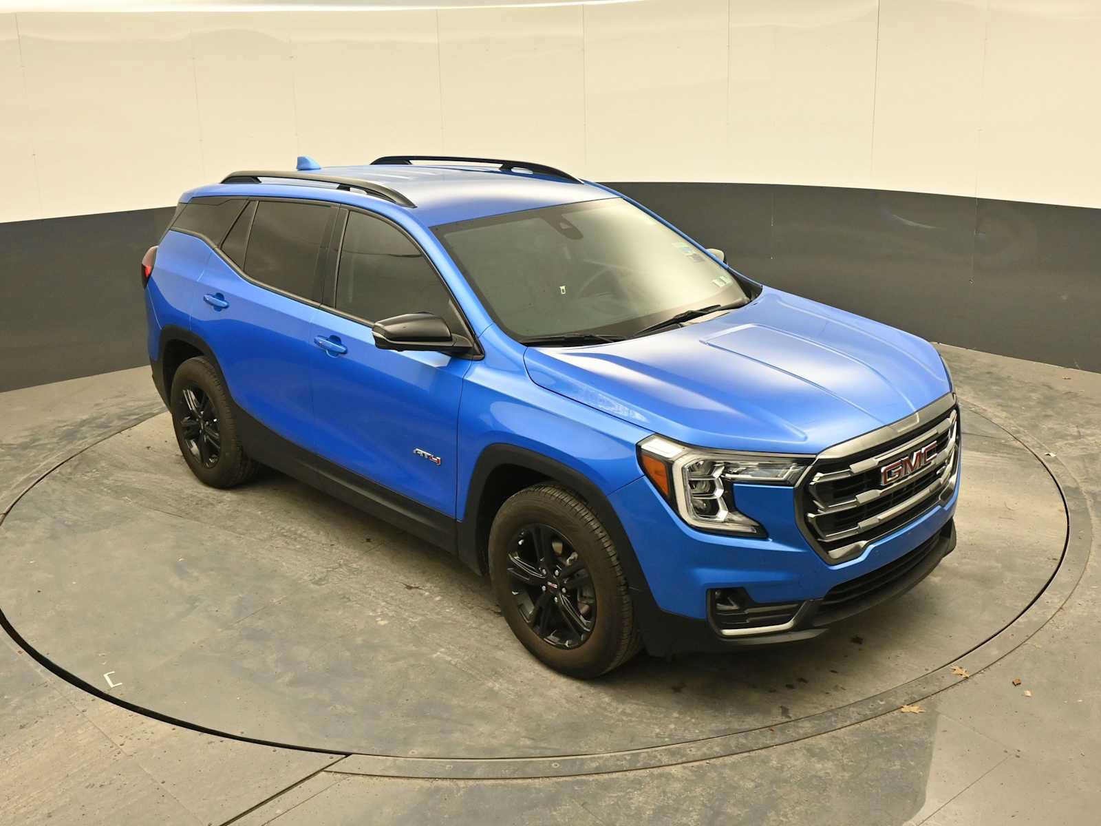 Used 2024 GMC Terrain AT4 w/ Infotainment Package II AWD/4WD image 40