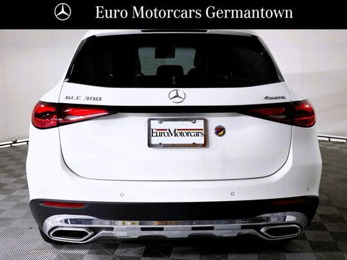 Used 2026 Mercedes-Benz GLC 300 4MATIC image 5