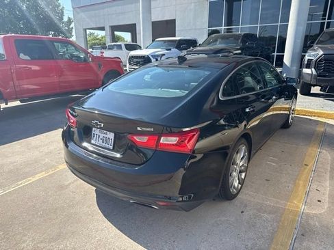 Used 2017 Chevrolet Malibu Premier w/ Premier Sun and Wheel Package FWD image 8