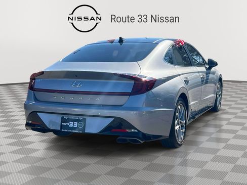 Used 2023 Hyundai Sonata SEL w/ Convenience Package image 4