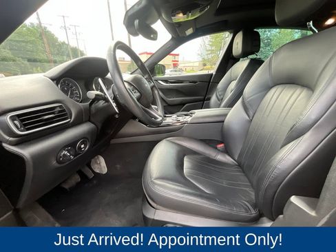 Used 2023 Maserati Levante Modena AWD/4WD image 10