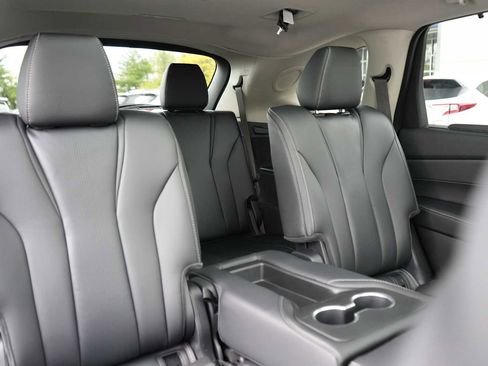 Certified 2026 Acura MDX SH-AWD w/ Technology Package image 32