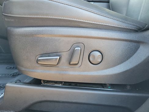 Used 2022 Kia Telluride EX w/ EX Premium Package image 22