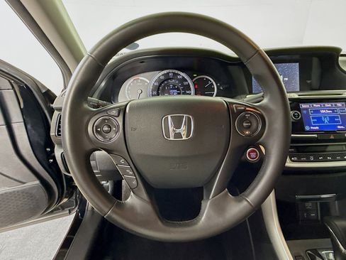 Used 2015 Honda Accord EX-L image 11