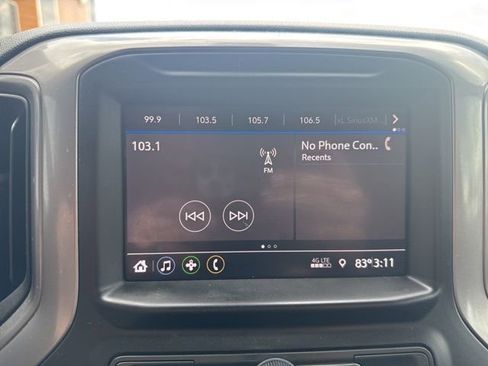 Used 2022 Chevrolet Silverado 1500 Custom AWD/4WD image 17