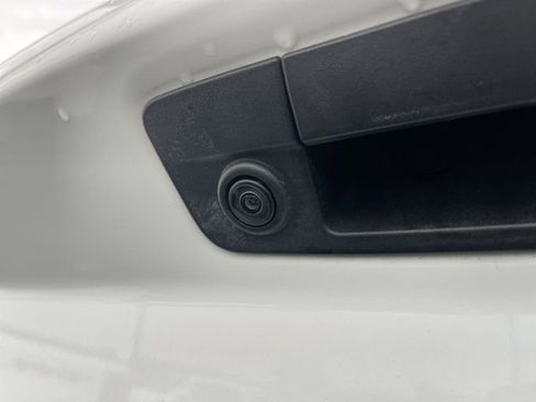 Used 2018 RAM 3500 Tradesman w/ Chrome Appearance Group image 7