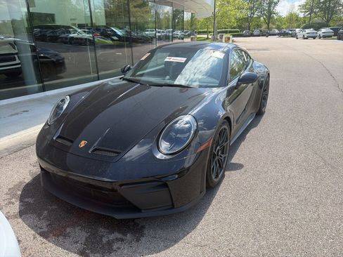 Used 2026 Porsche 911 GT3 w/ Extended Leather Package RWD image 2