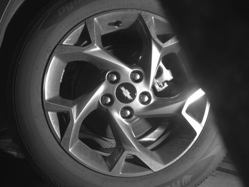 Used 2025 Chevrolet Trax LT FWD image 14