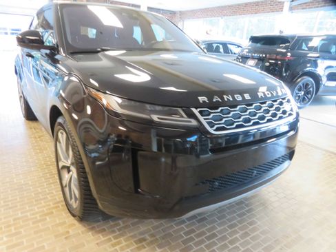 Used 2020 Land Rover Range Rover Evoque SE image 57