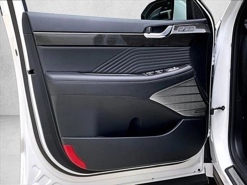 Used 2025 Hyundai Palisade Calligraphy AWD/4WD image 18
