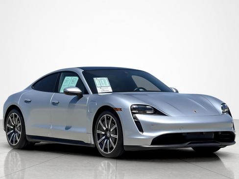 Used 2021 Porsche Taycan RWD image 7