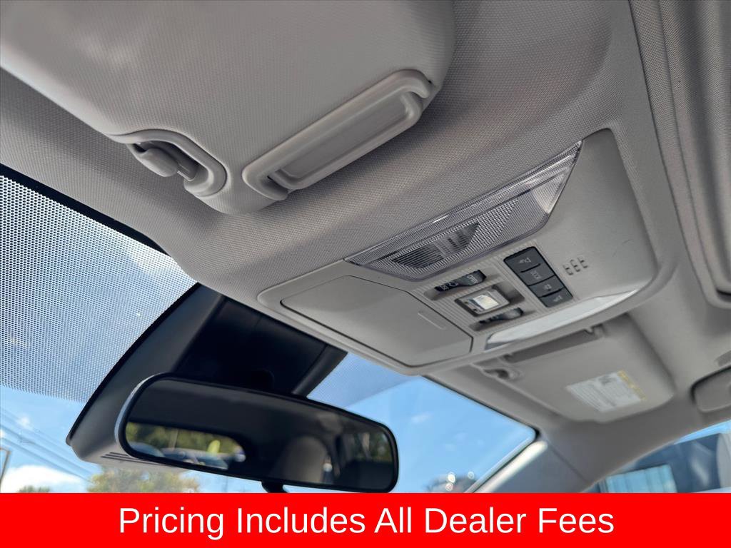 Used 2025 Toyota RAV4 XLE w/ Convenience Package FWD image 26