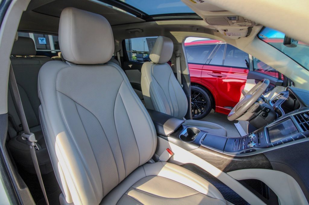 Used 2020 Lincoln Nautilus Reserve AWD/4WD image 19