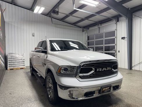 Used 2019 RAM 1500 Laramie w/ Convenience Group image 29