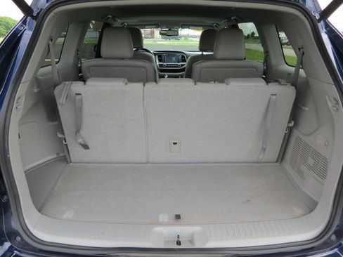 Used 2016 Toyota Highlander Limited image 42