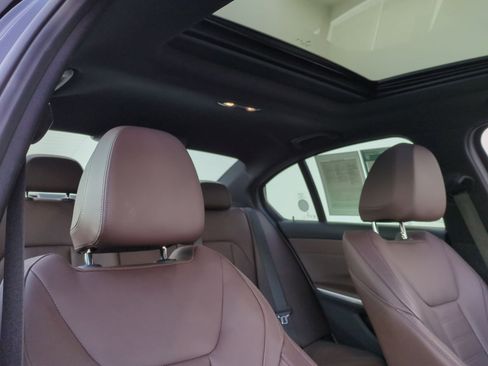 Certified 2025 BMW 330i 330i w/ Premium Package image 32