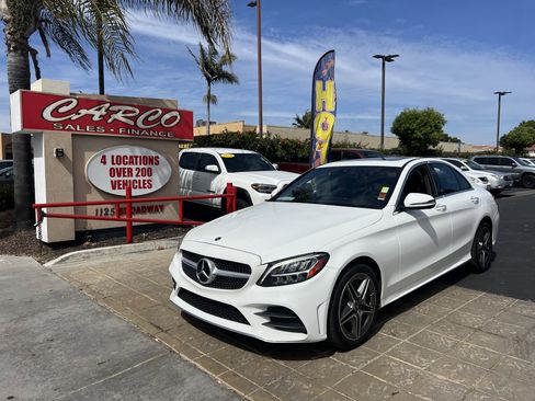 Used 2020 Mercedes-Benz C 300 4MATIC Sedan image 4