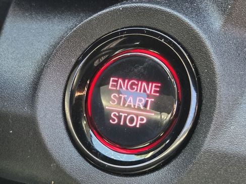 Used 2025 Honda CR-V LX image 31