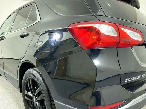Used 2020 Chevrolet Equinox LT w/ Midnight Edition image 31