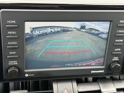 Used 2021 Toyota RAV4 XLE w/ Convenience Package image 16