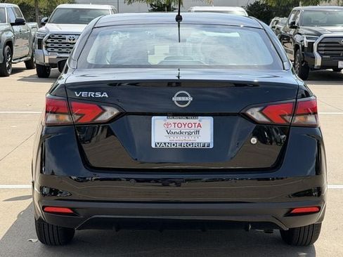 Used 2025 Nissan Versa S w/ Trunk Package FWD image 5