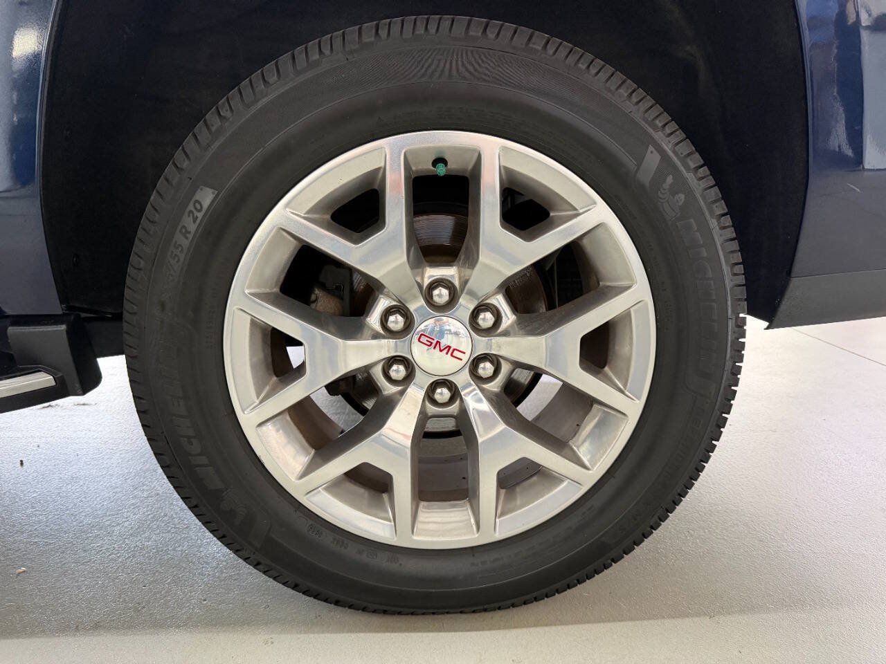 Used 2019 GMC Yukon SLT w/ HD Trailering Package AWD/4WD image 30