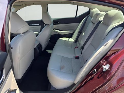 Used 2023 Nissan Altima 2.5 SL AWD/4WD image 28