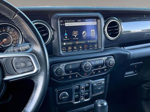 Used 2022 Jeep Wrangler Unlimited Sahara AWD/4WD image 6