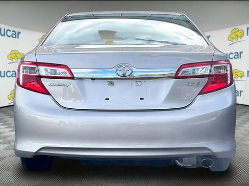 Used 2013 Toyota Camry XLE image 5
