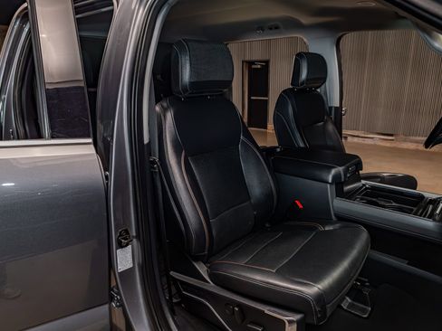 Used 2023 Ford F350 Lariat w/ Lariat Ultimate Package AWD/4WD image 27